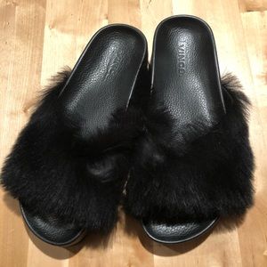Vince shearling and leather slides